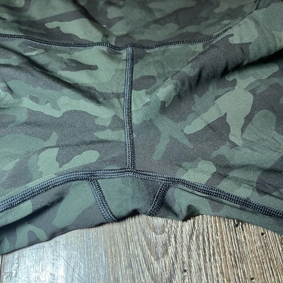 Lululemon Wunder Under High-Rise Tight 25" *Full-On Luxtreme Heritage 365 Camo 6 - Picture 4 of 8